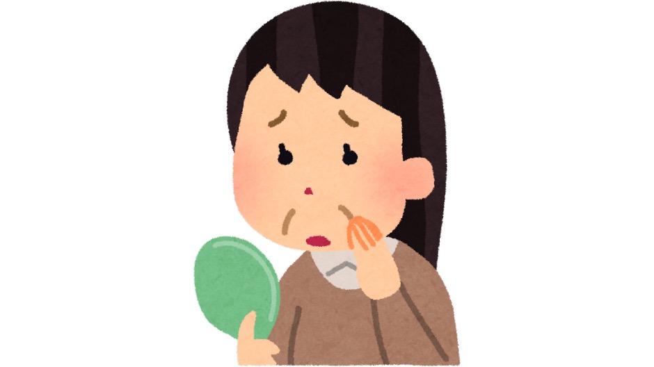 しわが気になる女性